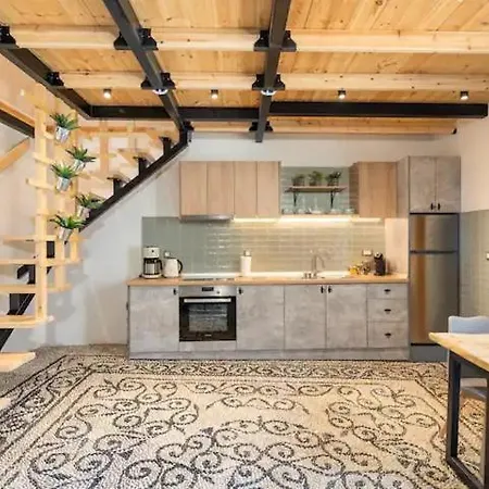 Kyrangelo Traditional House With Outdoor Jacuzzi Appartement *