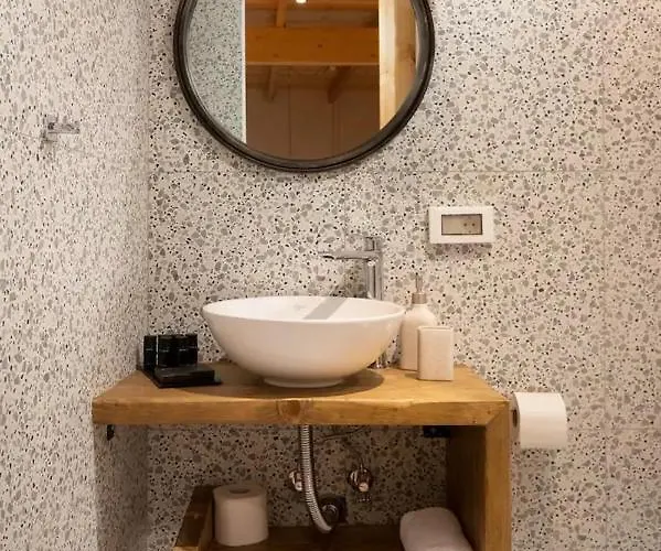 Kyrangelo Traditional House With Outdoor Jacuzzi Appartement *