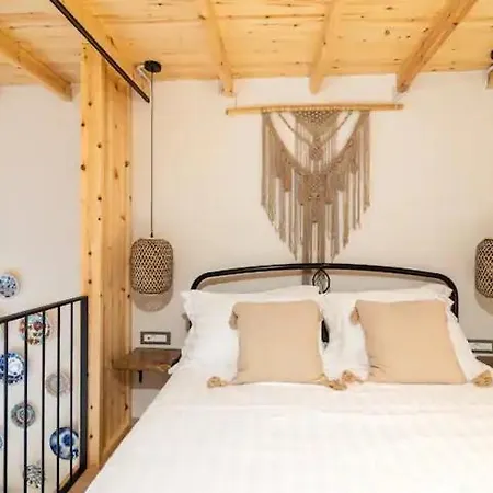 Kyrangelo Traditional House With Outdoor Jacuzzi Lejlighed *