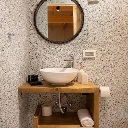 Kyrangelo Traditional House With Outdoor Jacuzzi Lejlighed *